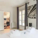 Fully Equipped Modern Cocoon Heart Of Marais